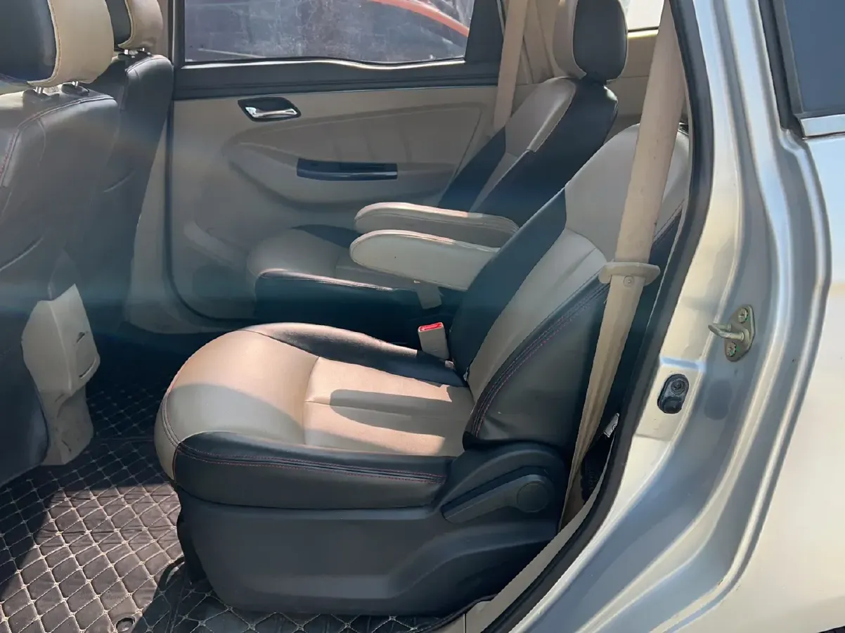 2015 Enranger 737 1.5L 113HP L4 5MT,autocango,china used car exporter,china ev exporter,chinese used car exporter,chinese used ev exporter