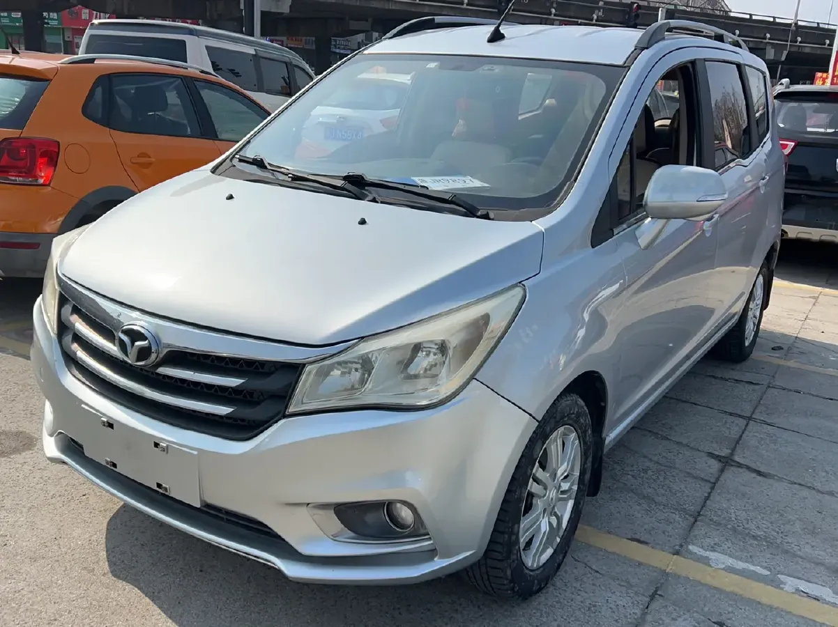 2015 Enranger 737 1.5L 113HP L4 5MT,autocango,china used car exporter,china ev exporter,chinese used car exporter,chinese used ev exporter