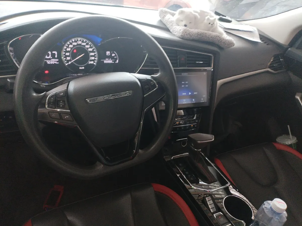 2020 Venucia D60 1.6L 126HP L4 CVT,autocango,china used car exporter,china ev exporter,chinese used car exporter,chinese used ev exporter