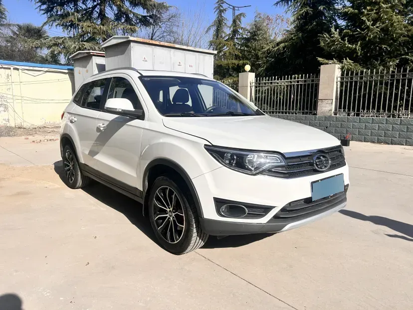 2017 FAW Senia R7 1.6L 116HP L4 5MT,autocango,china used car exporter,china ev exporter,chinese used car exporter,chinese used ev exporter