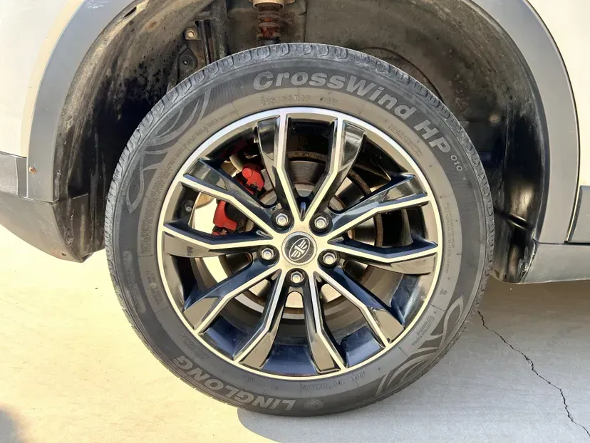 2017 FAW Senia R7 1.6L 116HP L4 5MT,autocango,china used car exporter,china ev exporter,chinese used car exporter,chinese used ev exporter