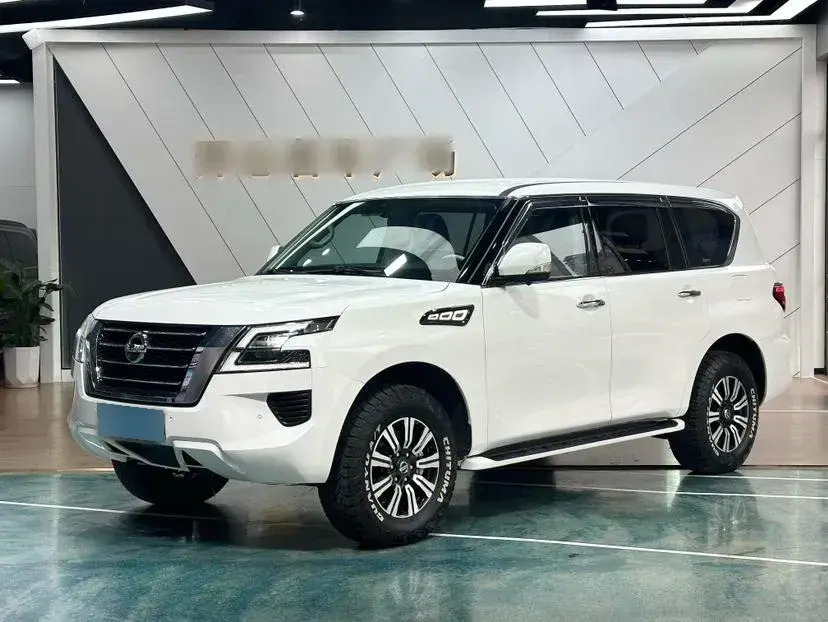 2004 Nissan Patrol 4.8L 252HP L6 5AT