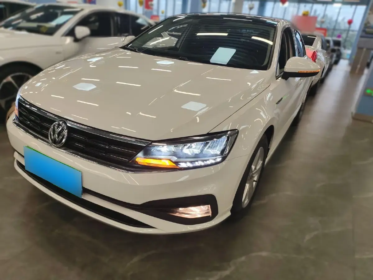 2021 Volkswagen Lamando 1.4T 131HP L4 7DCT