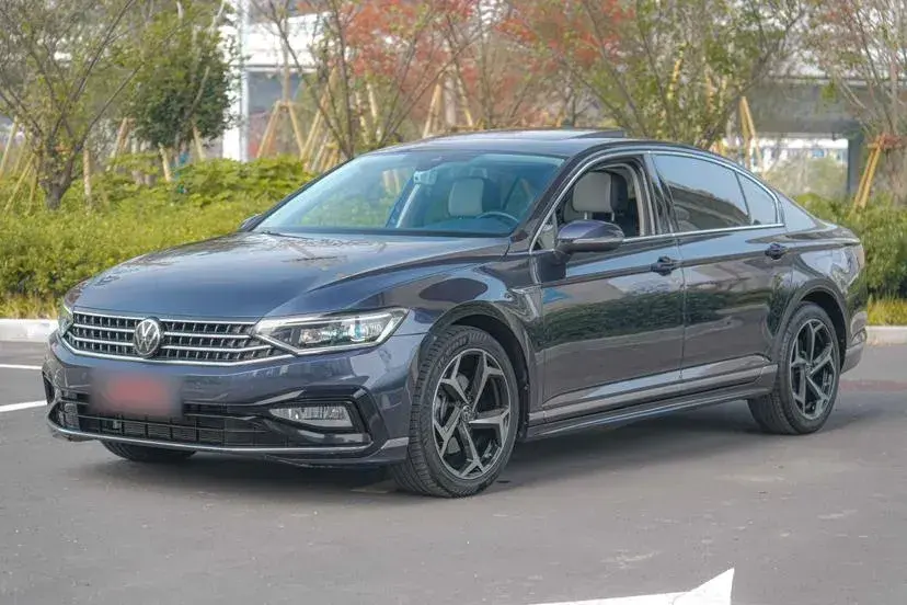 2023 Volkswagen Magotan 2.0T 186HP L4 7DCT