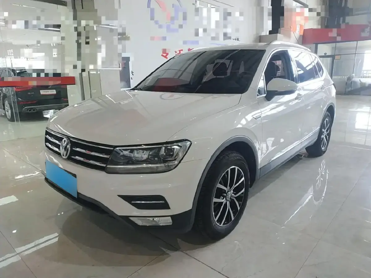 2018 Volkswagen Tiguan L 2.0T 186HP L4 7DCT