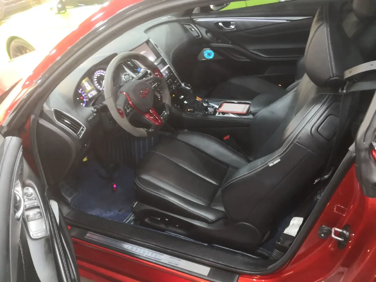 2017 Infiniti Q60 2.0T 211HP L4 7AT,autocango,china used car exporter,china ev exporter,chinese used car exporter,chinese used ev exporter