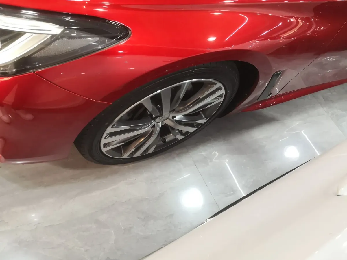 2017 Infiniti Q60 2.0T 211HP L4 7AT,autocango,china used car exporter,china ev exporter,chinese used car exporter,chinese used ev exporter