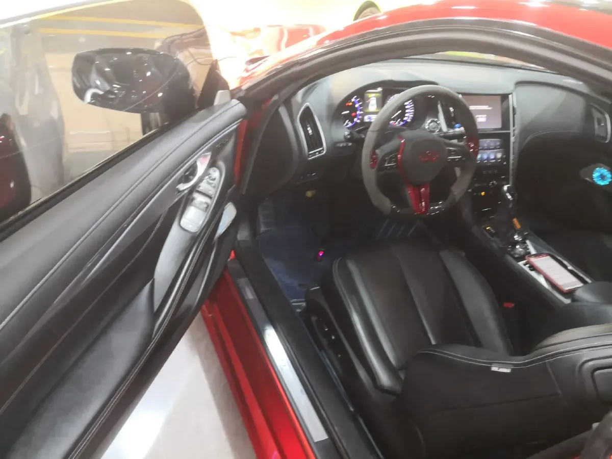 2017 Infiniti Q60 2.0T 211HP L4 7AT,autocango,china used car exporter,china ev exporter,chinese used car exporter,chinese used ev exporter