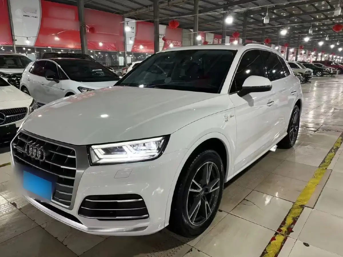 2020 Audi Q5L 2.0T 190HP L4 7DCT