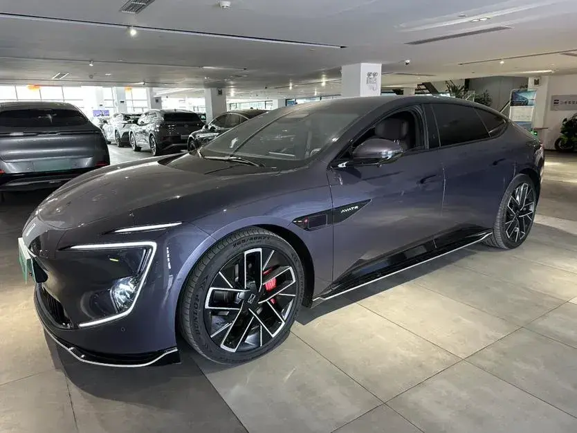 2023 Avatr 12 BEV 94.5KWH