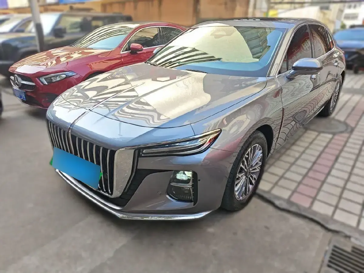 2023 HongQi H5 2.0T 224HP L4 8AT