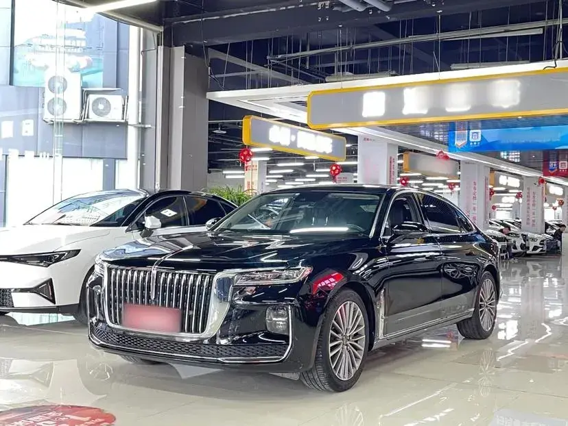 2022 HongQi H9 2.0T 252HP L4 7DCT
