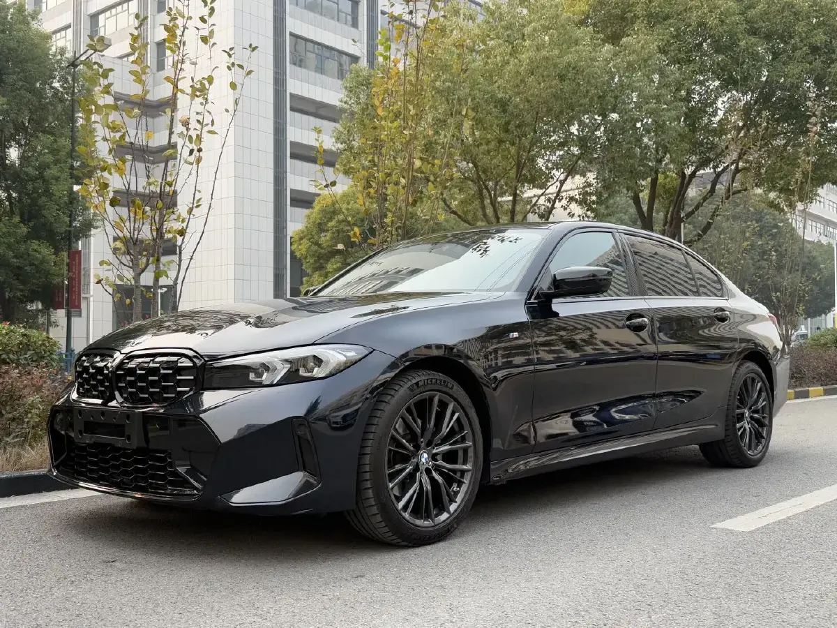 2023 BMW 3 Series 2.0T 184HP L4 8AT