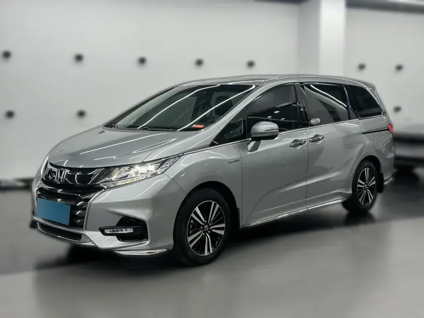 2019 Honda Odyssey 2.0L 146HP L4 E-CVT Hybrid