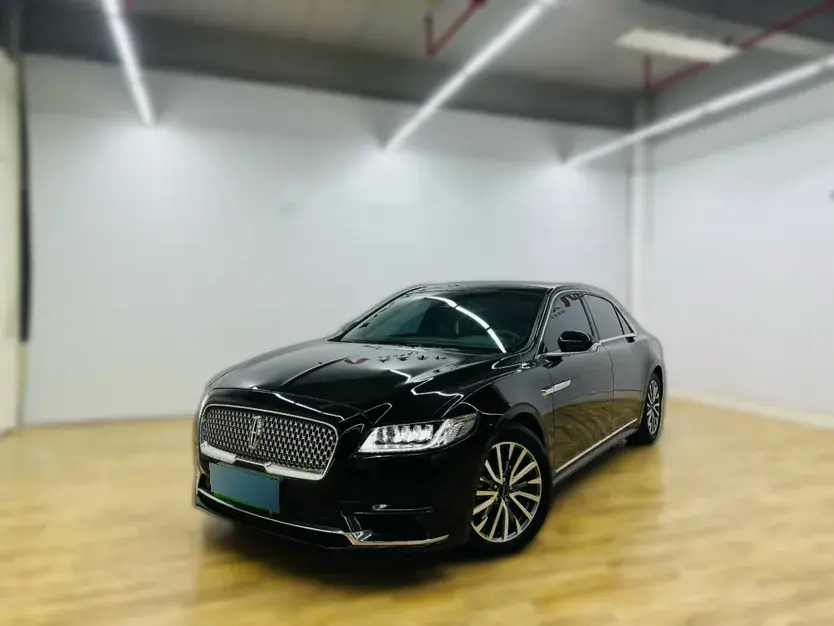 2019 Lincoln Continental 2.0T 241HP L4 6AT