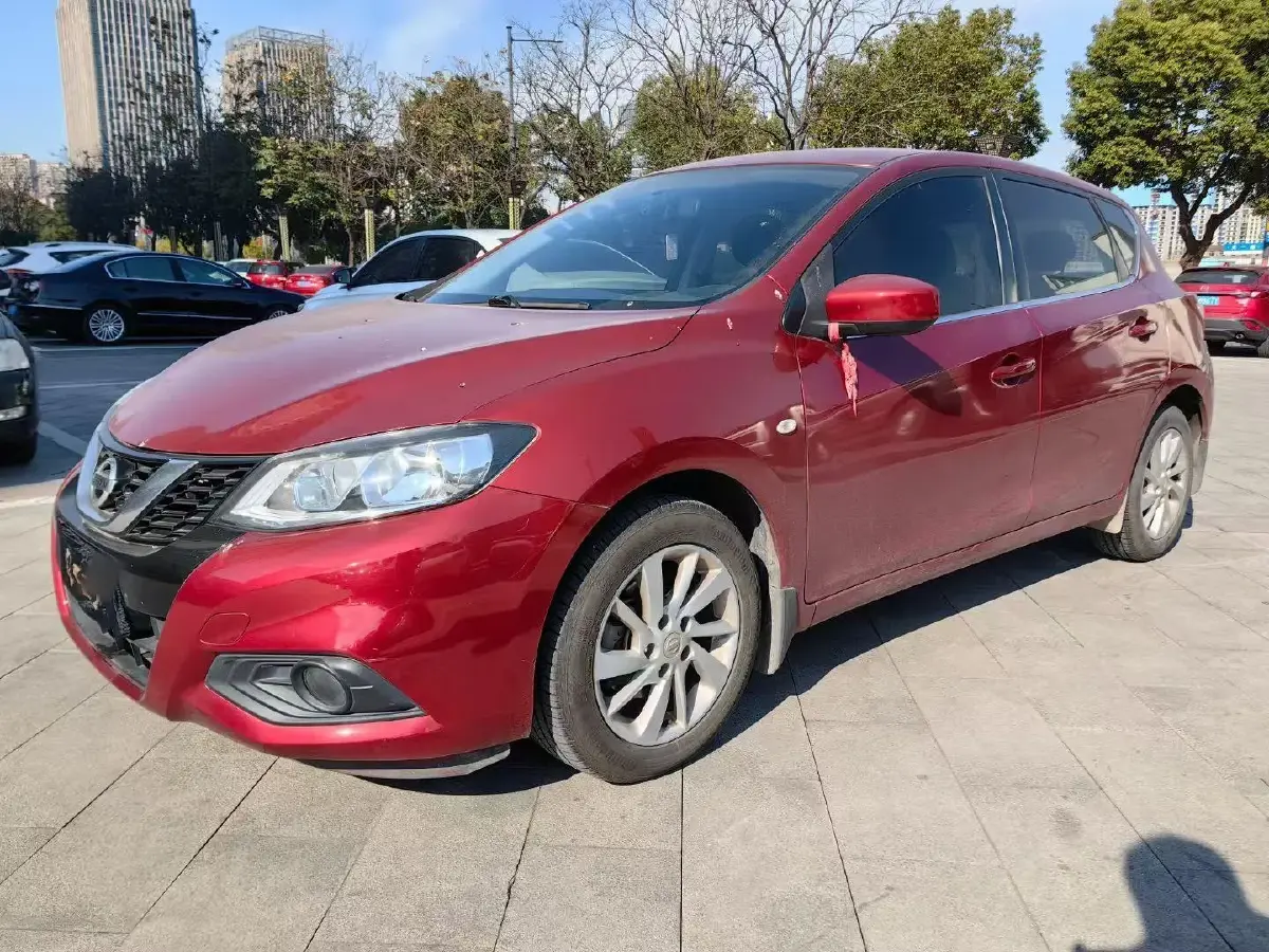 2016 Nissan Tiida 1.6L 126HP L4 CVT