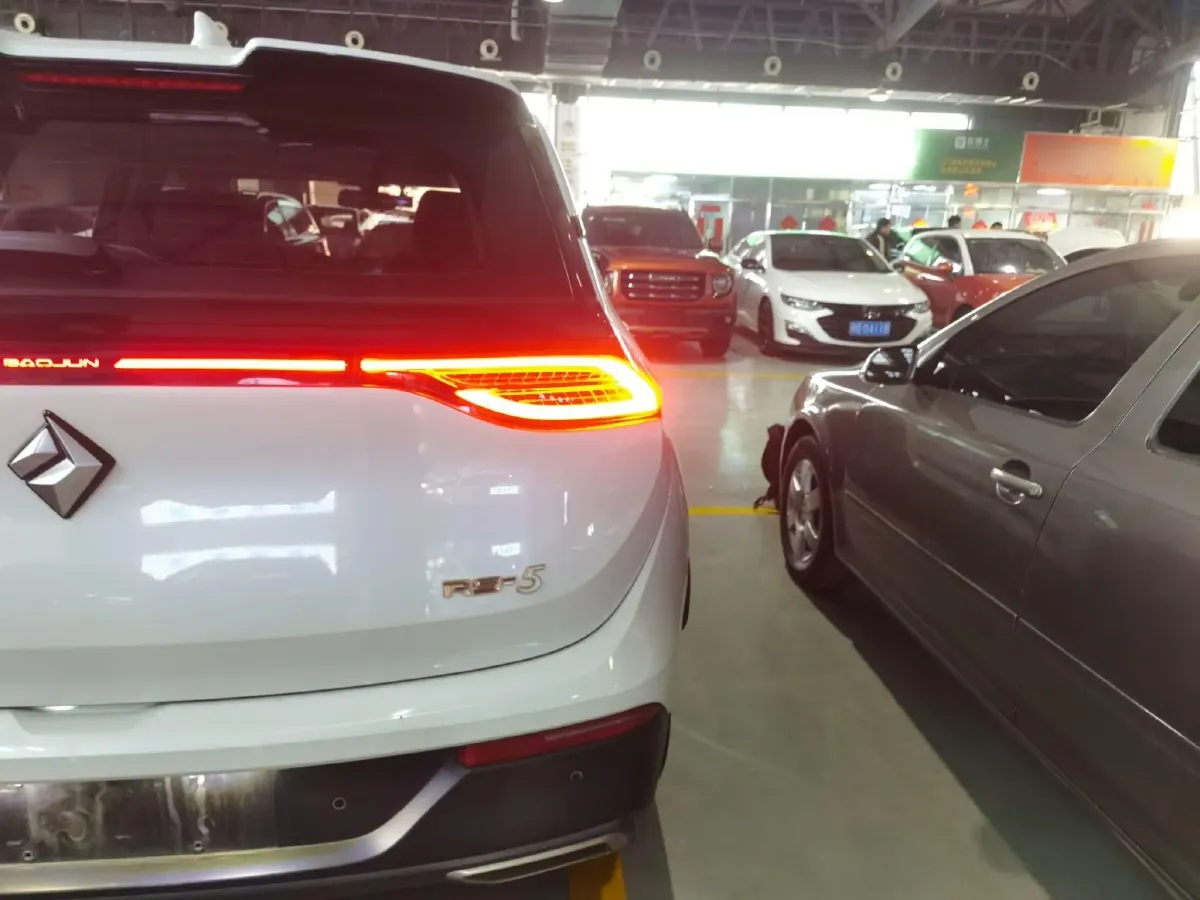 2020 BaoJun RS-5 1.5T 147HP L4 CVT,autocango,china used car exporter,china ev exporter,chinese used car exporter,chinese used ev exporter