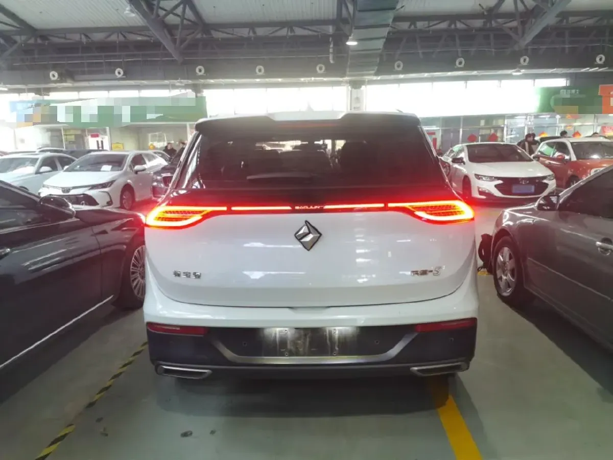 2020 BaoJun RS-5 1.5T 147HP L4 CVT,autocango,china used car exporter,china ev exporter,chinese used car exporter,chinese used ev exporter