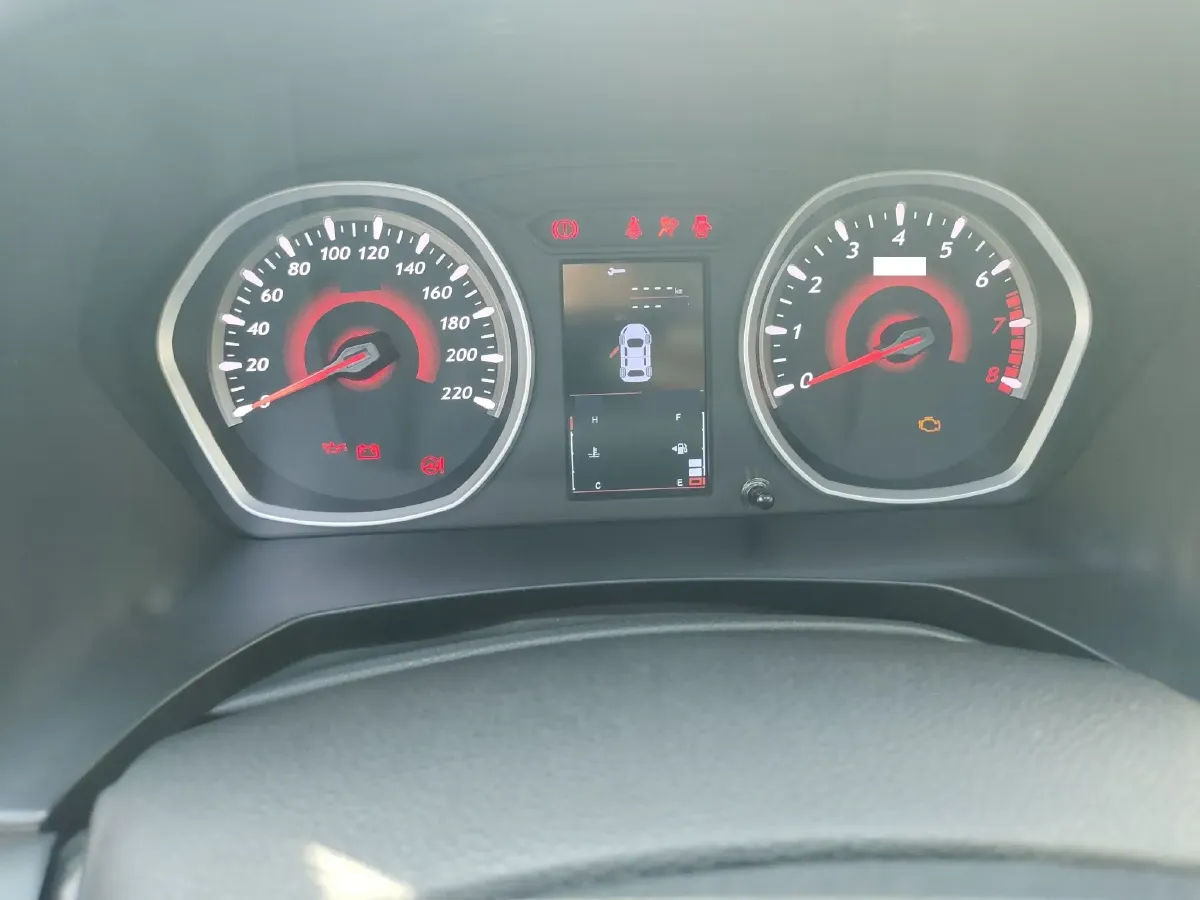 2018 Soueast DX3 1.5L 120HP L4 5MT,autocango,china used car exporter,china ev exporter,chinese used car exporter,chinese used ev exporter