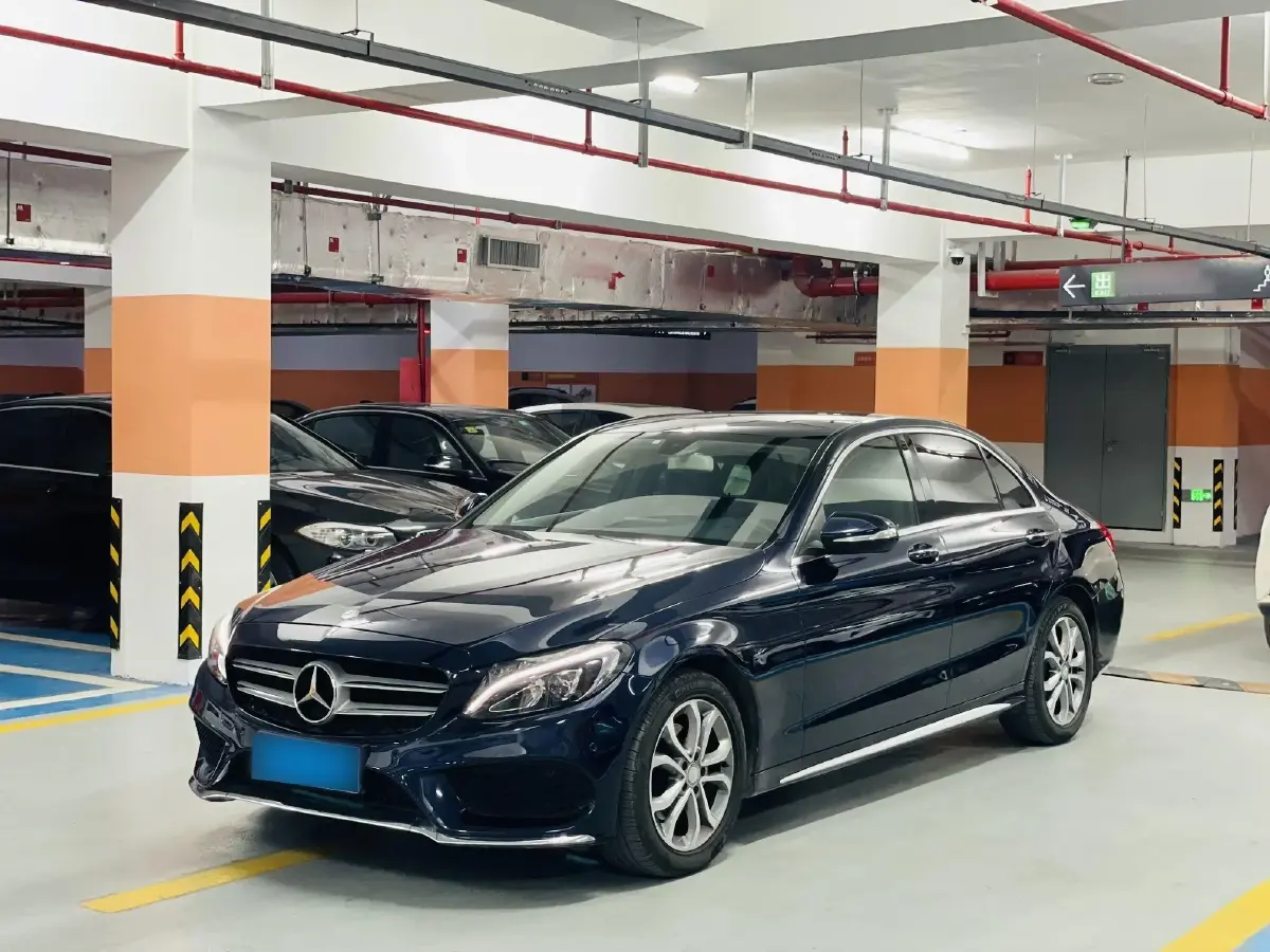 2015 Mercedes-Benz C Class 2.0T 184HP L4 7AT