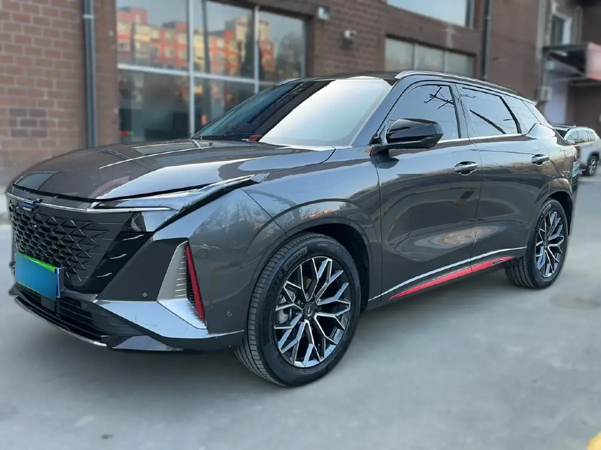 2023 ChangAn Oshan Z6 1.5T 188HP L4 7DCT