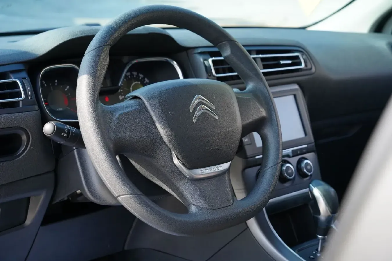 2018 Citroen C4 C-Quatre 1.6L 117HP L4 6AT,autocango,china used car exporter,china ev exporter,chinese used car exporter,chinese used ev exporter