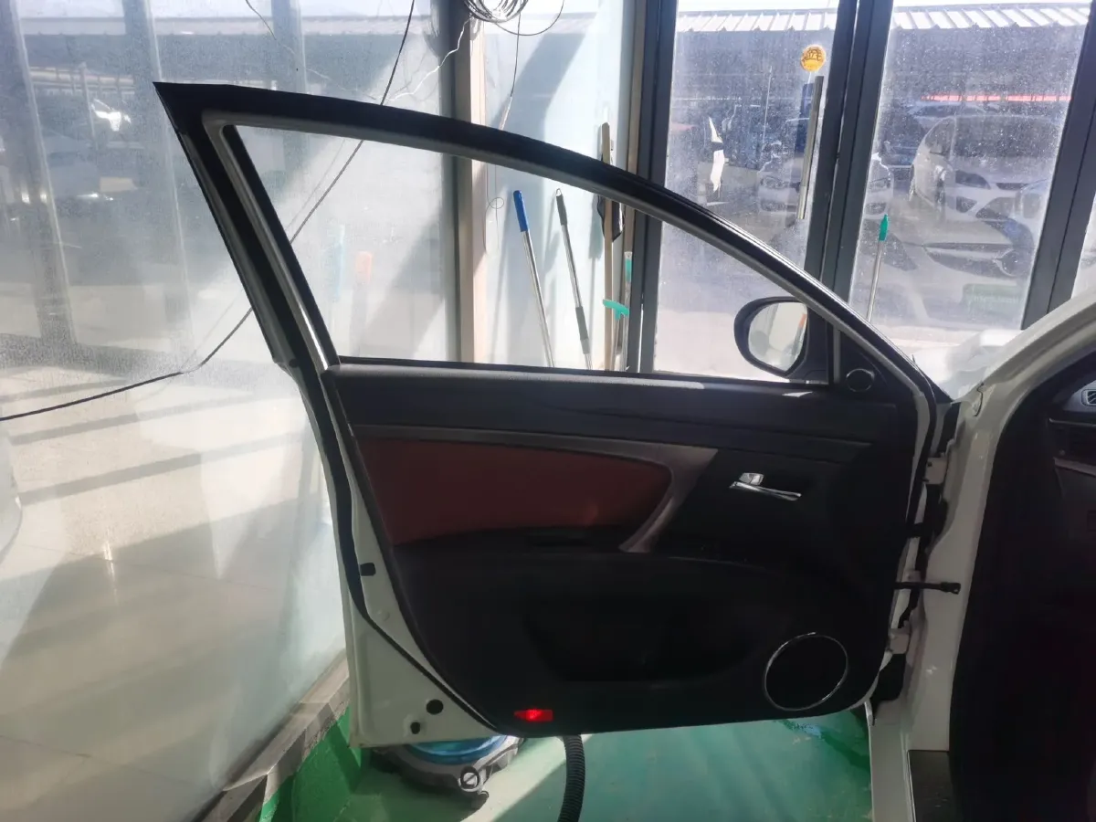 2017 HaiMa M6 1.5T 163HP L4 CVT,autocango,china used car exporter,china ev exporter,chinese used car exporter,chinese used ev exporter