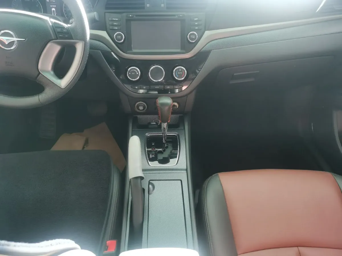 2017 HaiMa M6 1.5T 163HP L4 CVT,autocango,china used car exporter,china ev exporter,chinese used car exporter,chinese used ev exporter