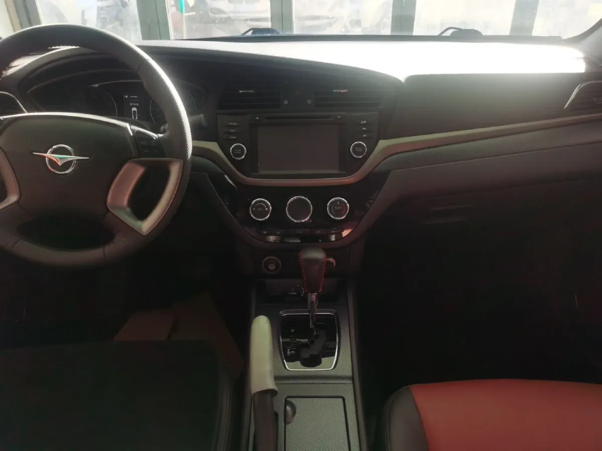 2017 HaiMa M6 1.5T 163HP L4 CVT,autocango,china used car exporter,china ev exporter,chinese used car exporter,chinese used ev exporter