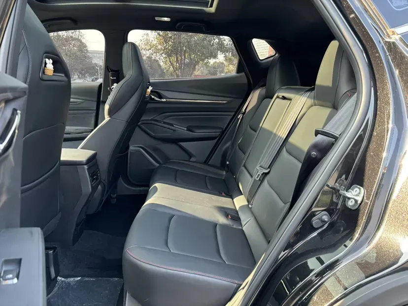 2023 ChangAn Oshan X5 Plus 1.5T 188HP L4 7DCT,autocango,china used car exporter,china ev exporter,chinese used car exporter,chinese used ev exporter