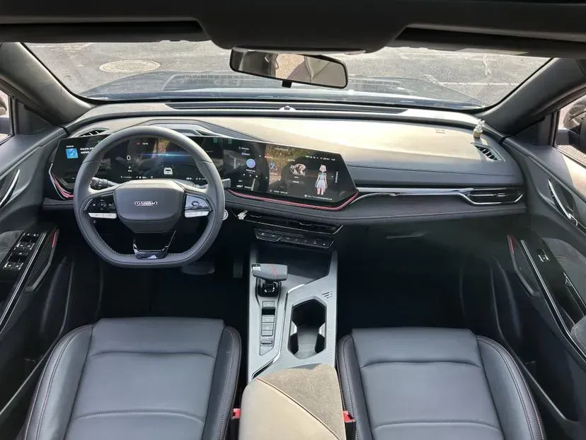 2023 ChangAn Oshan X5 Plus 1.5T 188HP L4 7DCT,autocango,china used car exporter,china ev exporter,chinese used car exporter,chinese used ev exporter