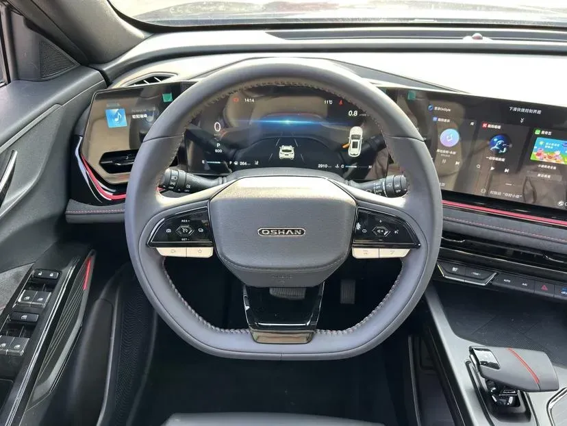 2023 ChangAn Oshan X5 Plus 1.5T 188HP L4 7DCT,autocango,china used car exporter,china ev exporter,chinese used car exporter,chinese used ev exporter