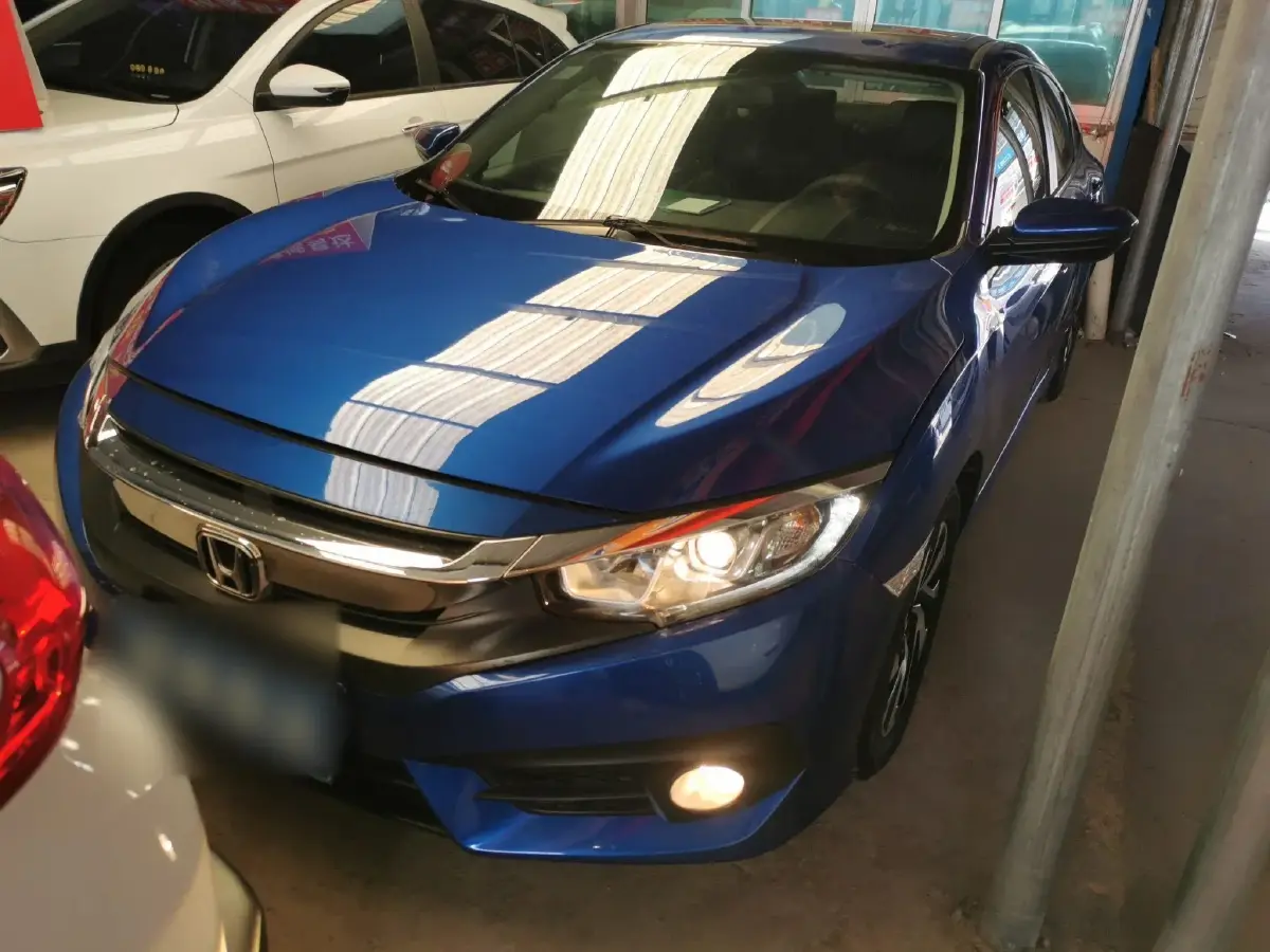 2016 Honda Civic 1.5T 177HP L4 CVT