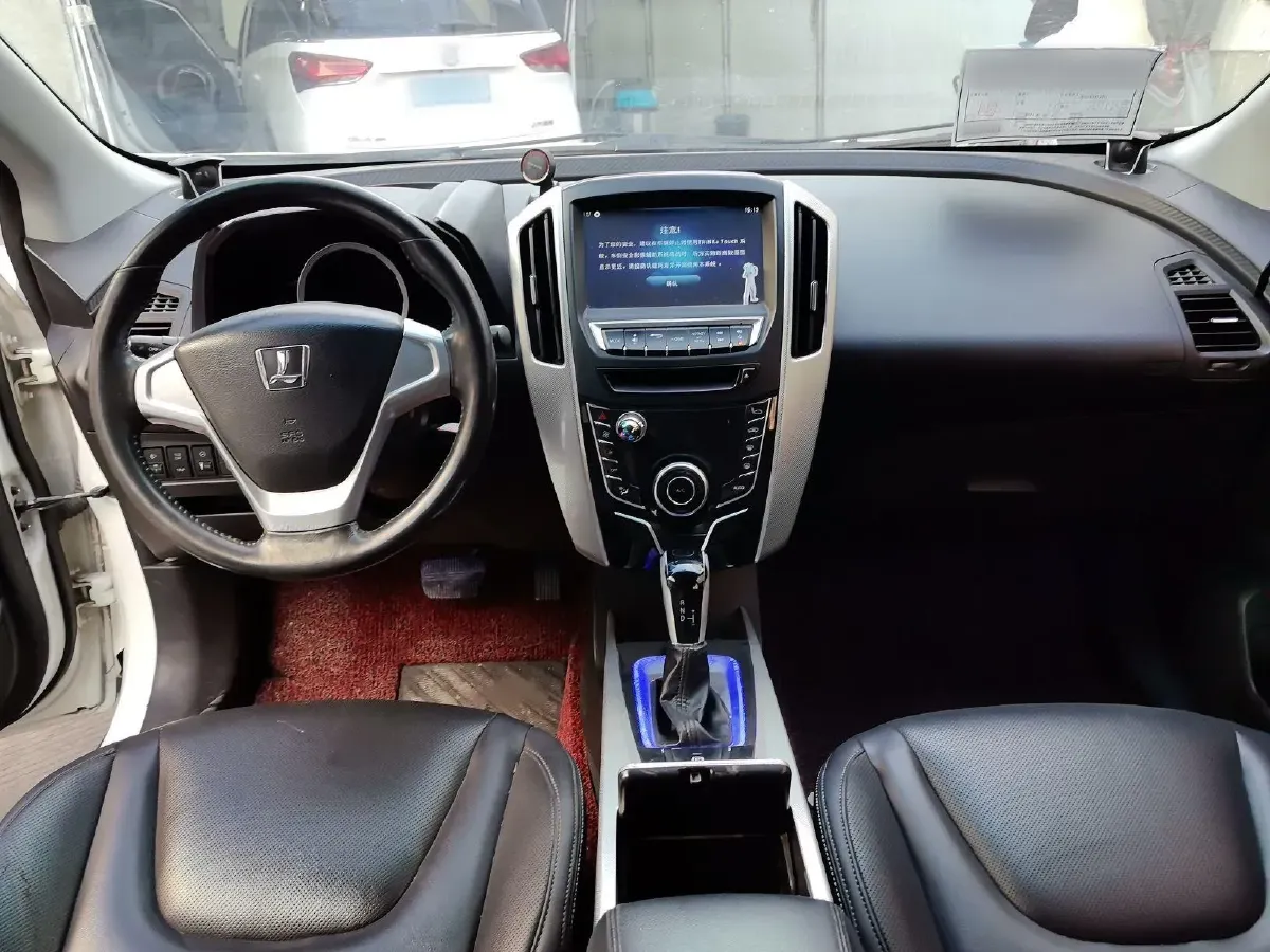 2015 Luxgen 6 SUV 1.8T 180HP L4 6AT,autocango,china used car exporter,china ev exporter,chinese used car exporter,chinese used ev exporter