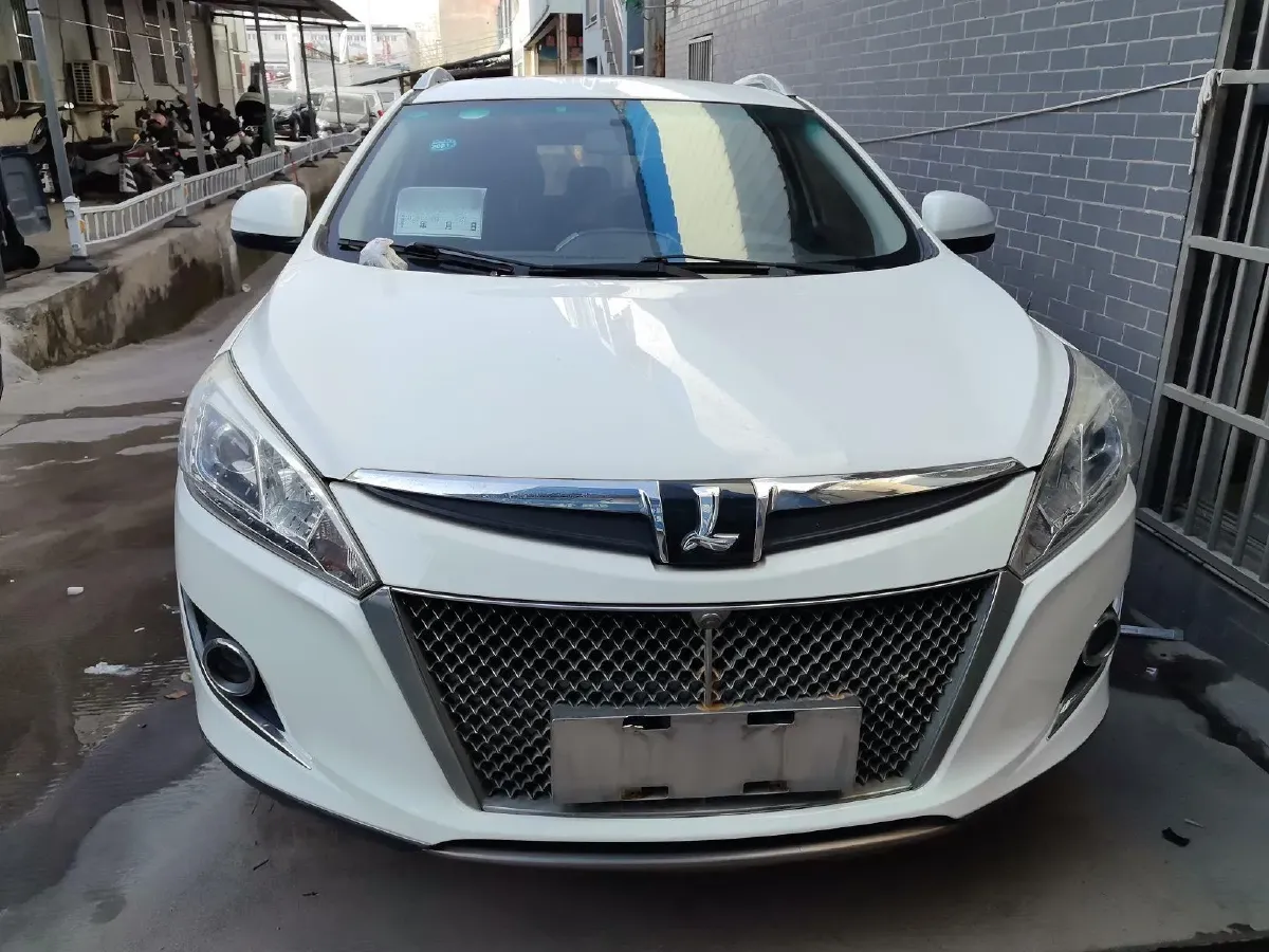 2015 Luxgen 6 SUV 1.8T 180HP L4 6AT,autocango,china used car exporter,china ev exporter,chinese used car exporter,chinese used ev exporter