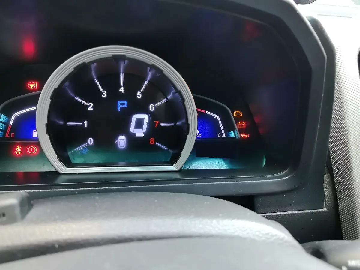 2015 Luxgen 6 SUV 1.8T 180HP L4 6AT,autocango,china used car exporter,china ev exporter,chinese used car exporter,chinese used ev exporter