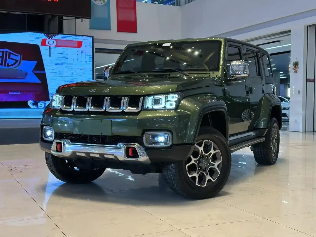 2018 BeiJing BJ40 2.3T 250HP L4 6AT