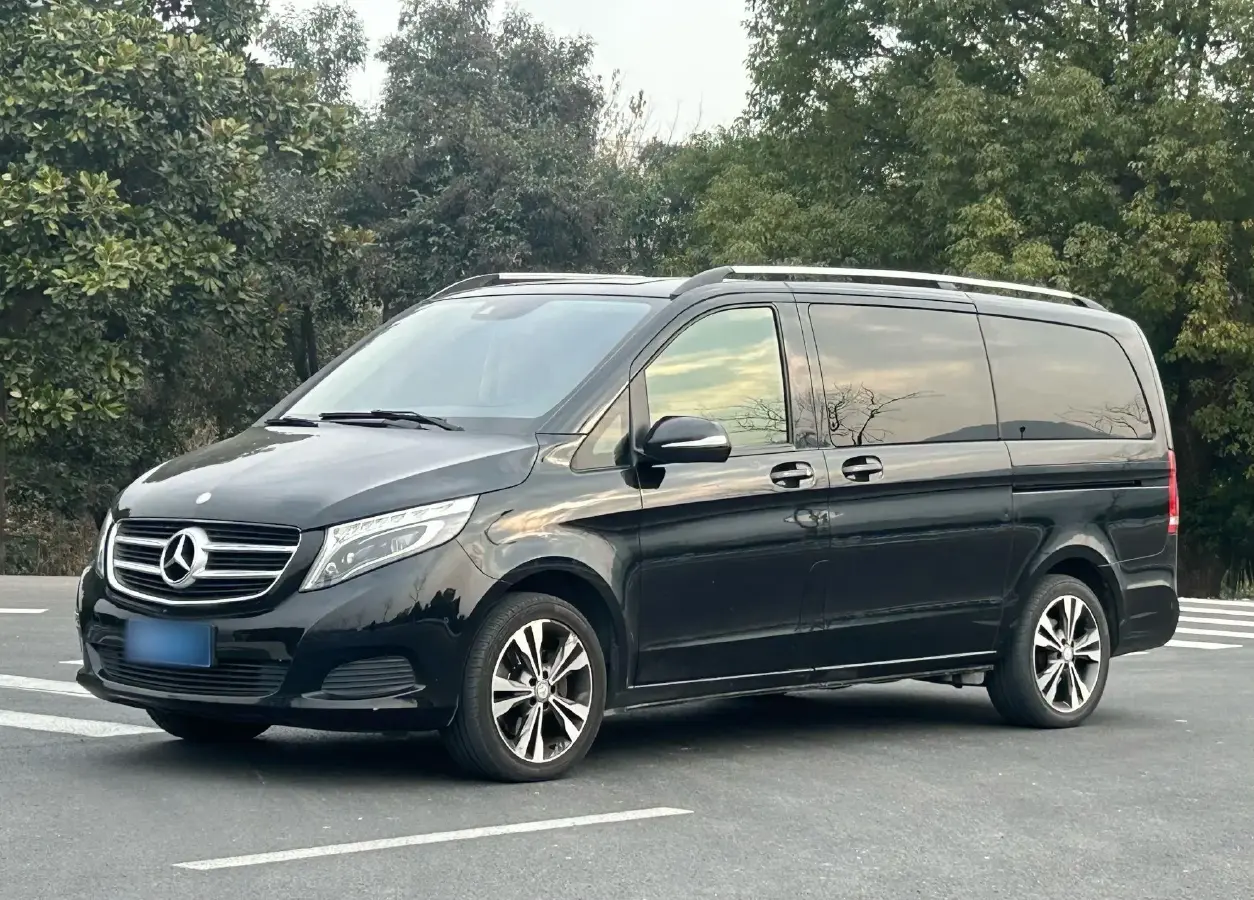 2016 Mercedes-Benz V Class 2.0T 211HP L4 7AT