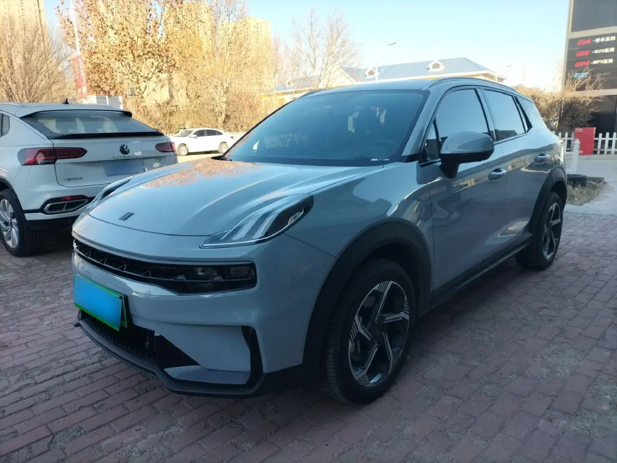 2023 LYNK&CO 06 New Energy 1.5T 177HP L3 7DCT PHEV 15.5KWH