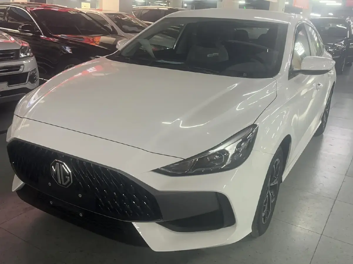 2023 MG 5 1.5L 129HP L4 5MT