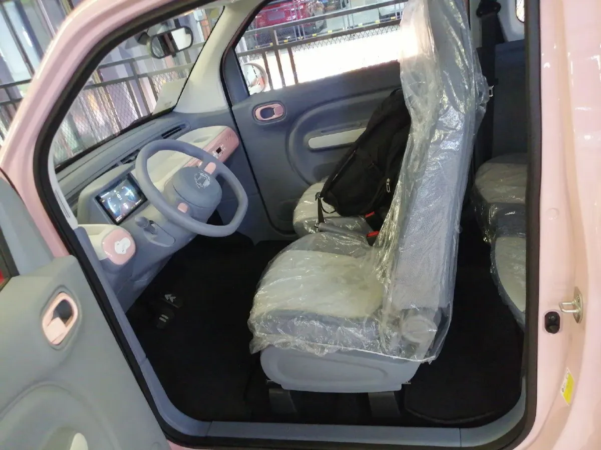 2025 Bestune Pony BEV 18.11KWH,autocango,china used car exporter,china ev exporter,chinese used car exporter,chinese used ev exporter