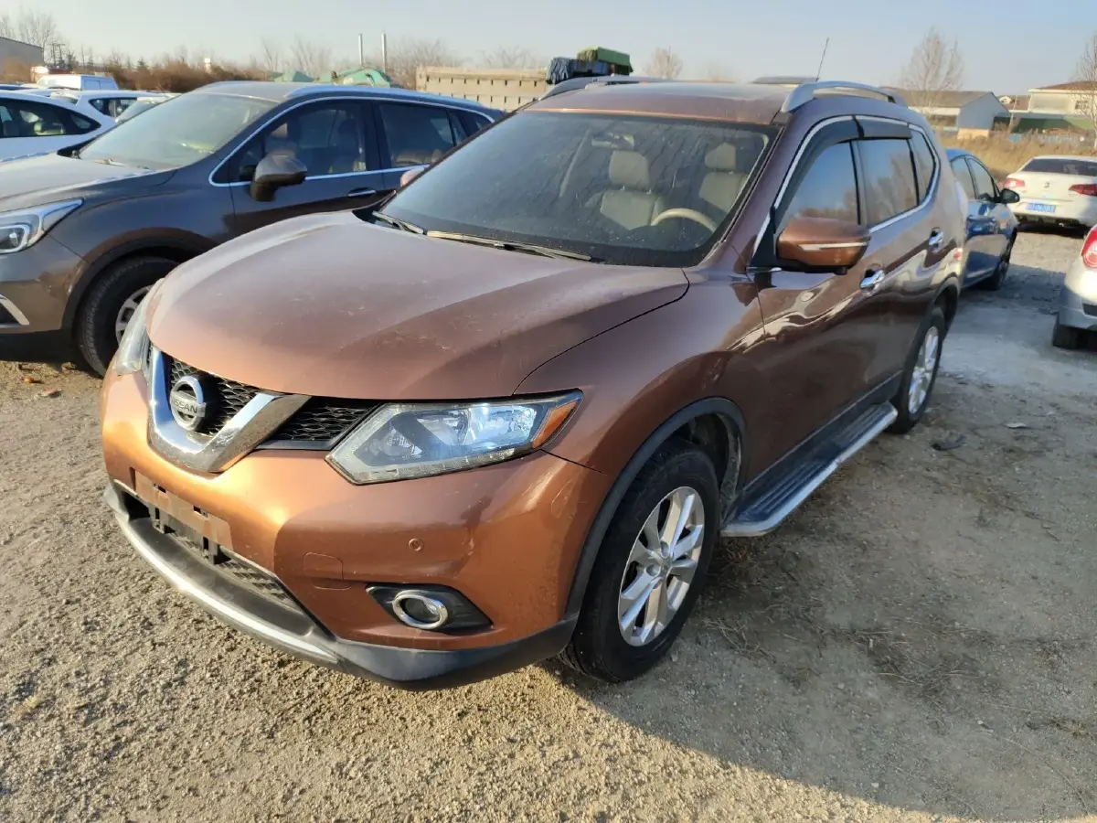 2014 Nissan X-Trail 2.0L 150HP L4 CVT