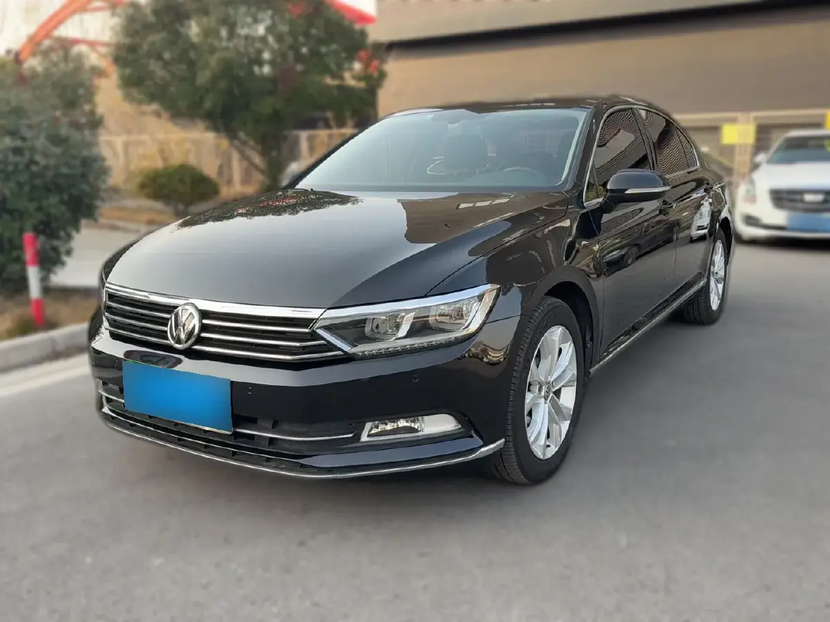 2017 Volkswagen Magotan 1.8T 180HP L4 7DCT