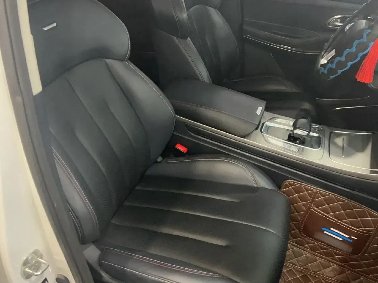 2021 ChangAn Oshan X7 1.5T 178HP L4 7DCT,autocango,china used car exporter,china ev exporter,chinese used car exporter,chinese used ev exporter