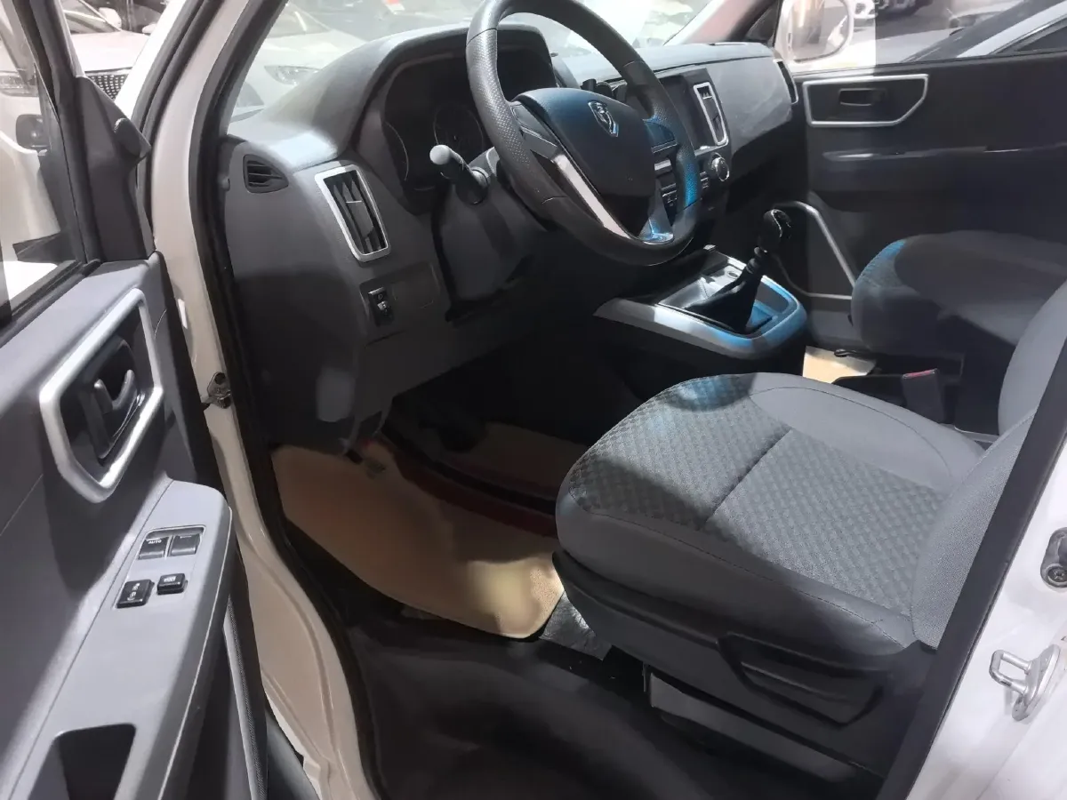 2021 JinBei Sea Lion King 2.0L 136HP L4 6MT,autocango,china used car exporter,china ev exporter,chinese used car exporter,chinese used ev exporter