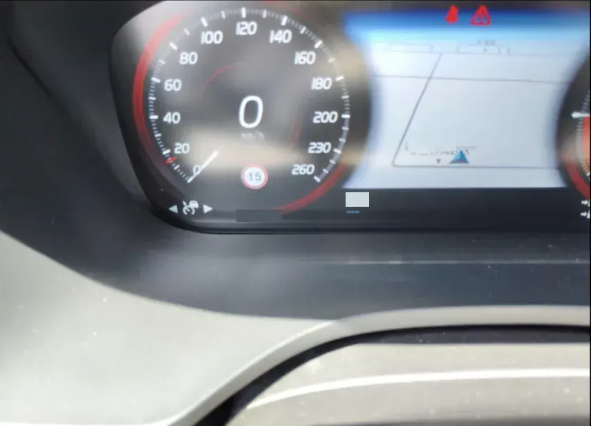 2019 Volvo XC60 PHEV 2.0T 320HP L4 8AT PHEV 10.1KWH,autocango,china used car exporter,china ev exporter,chinese used car exporter,chinese used ev exporter