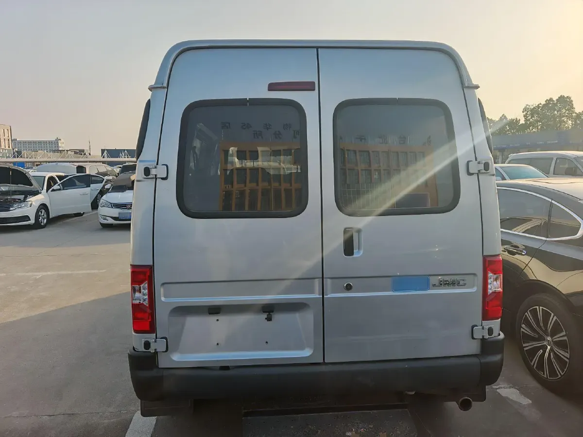 2019 JMC TeShun 2.8T 116HP L4 5MT,autocango,china used car exporter,china ev exporter,chinese used car exporter,chinese used ev exporter