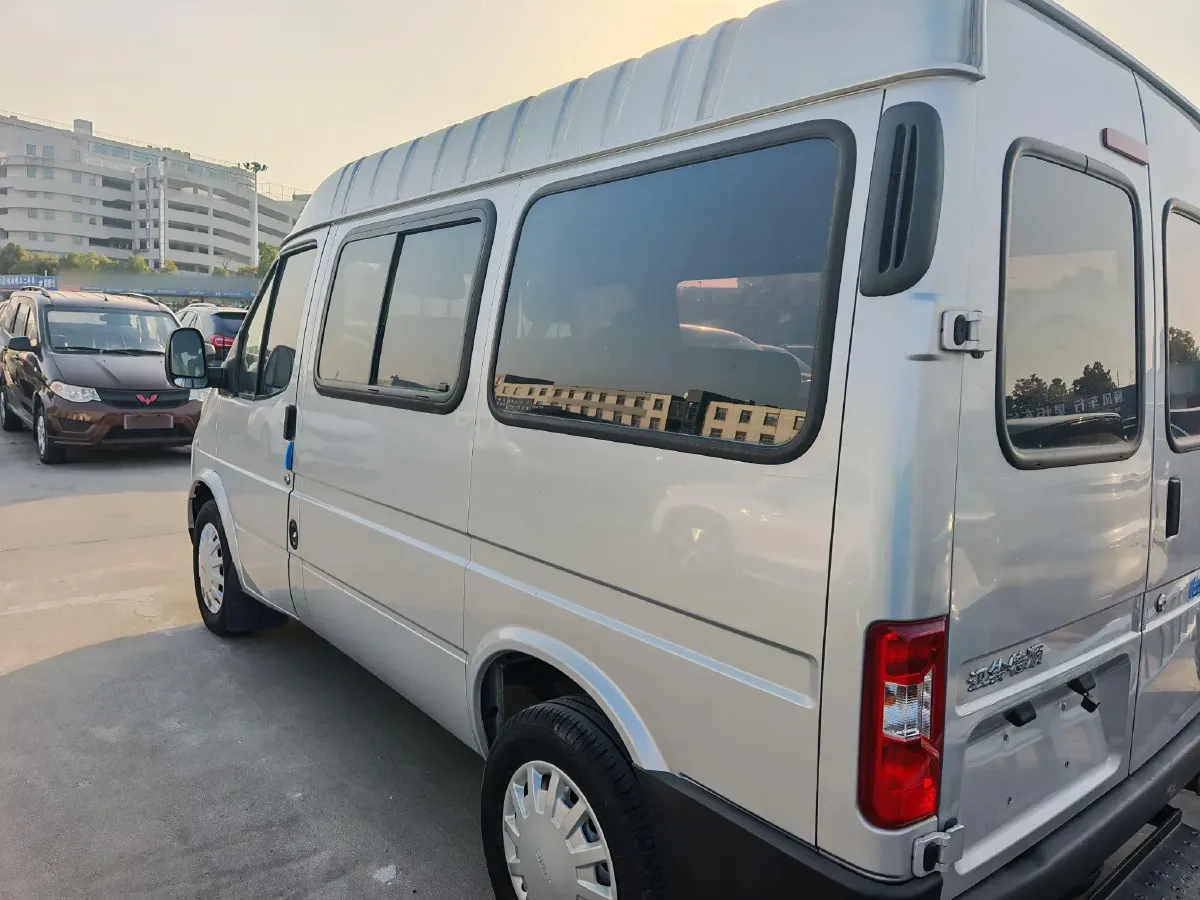 2019 JMC TeShun 2.8T 116HP L4 5MT,autocango,china used car exporter,china ev exporter,chinese used car exporter,chinese used ev exporter