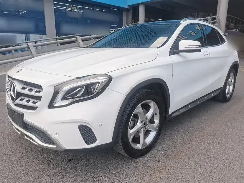 2018 Mercedes-Benz GLA Class 1.6T 156HP L4 7DCT