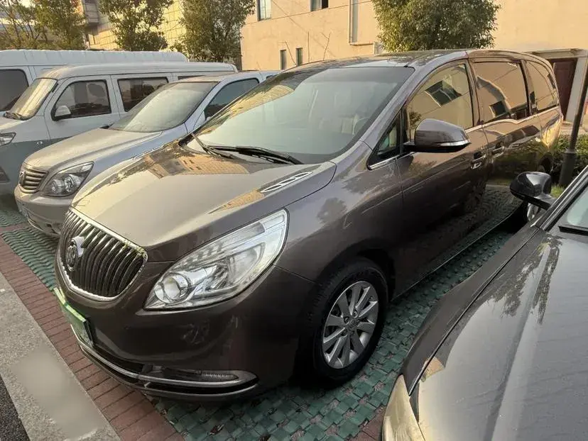 2014 Buick GL8 2.4L 186HP L4 6AT